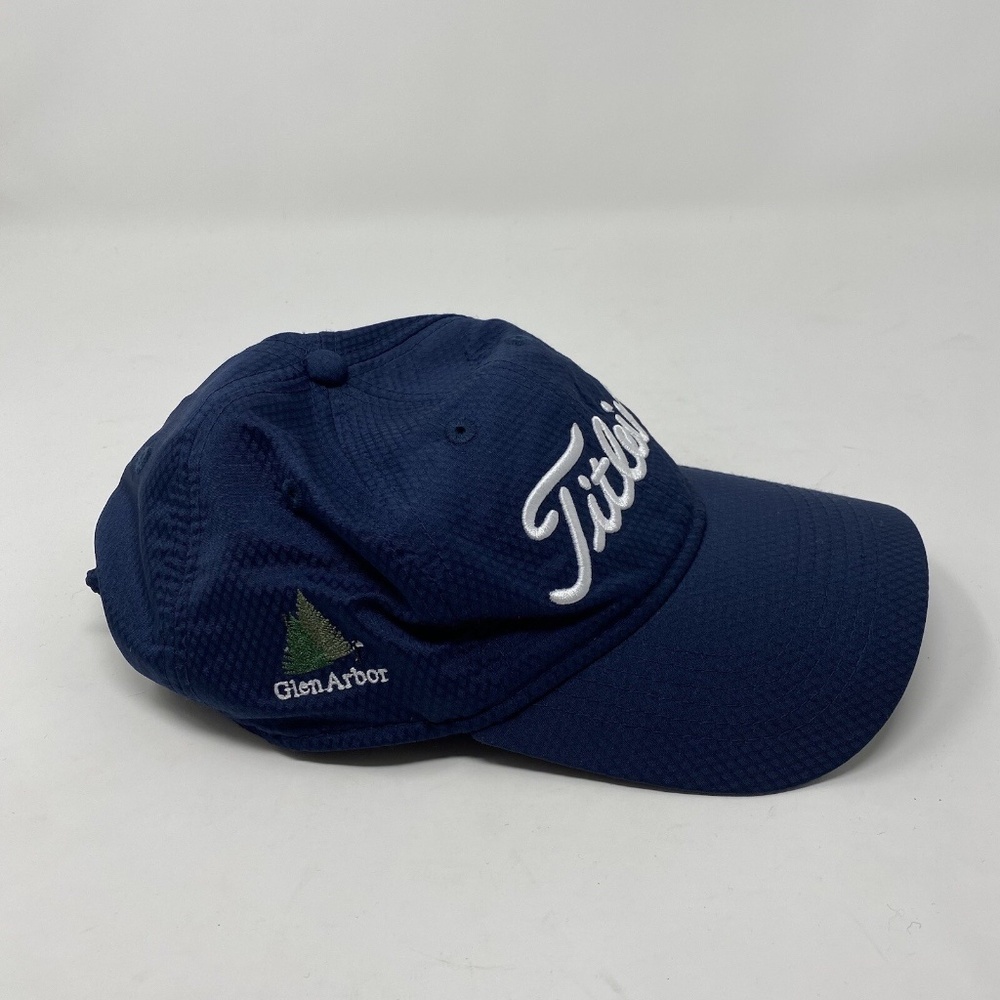 Titleist Hat Mens Adjustable Navy Blue Embroidered Glen Arbor NY Golf Club Cap - Picture 3 of 8